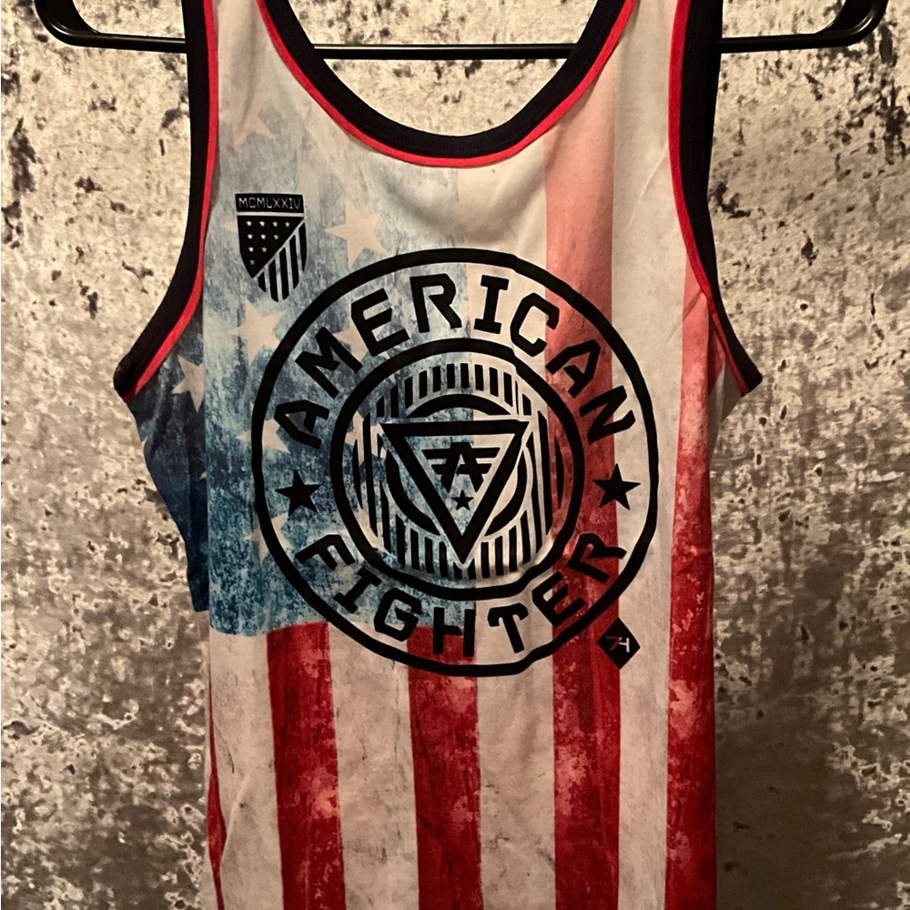 Men’s Medium American Fighter Patriotic Tank Top